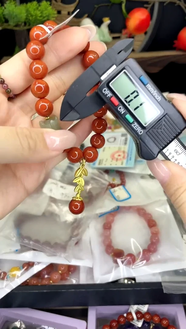 【闪购商品】南红玛瑙手链银S925镀金镶嵌南红手链