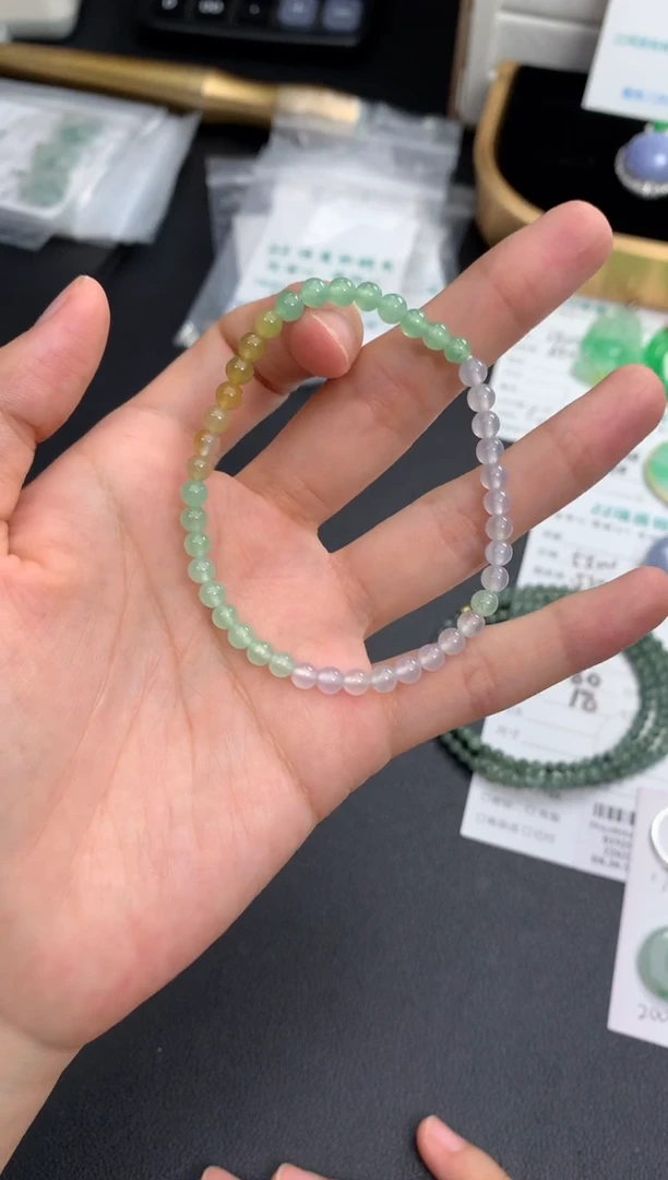 未镶嵌挂件翡翠48小时鉴赏期 退货不扣服务费