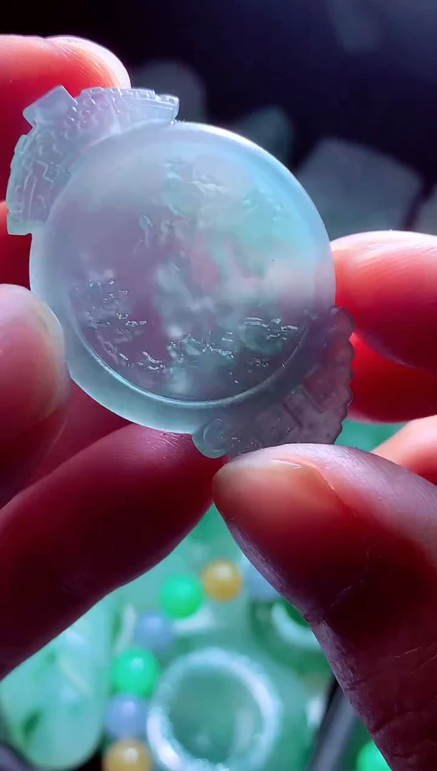 未镶嵌定制翡翠故*?翡翠毛货定制