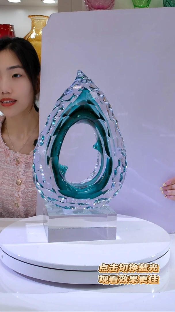 琉璃痛****物湖水绿巴黎之心摆件