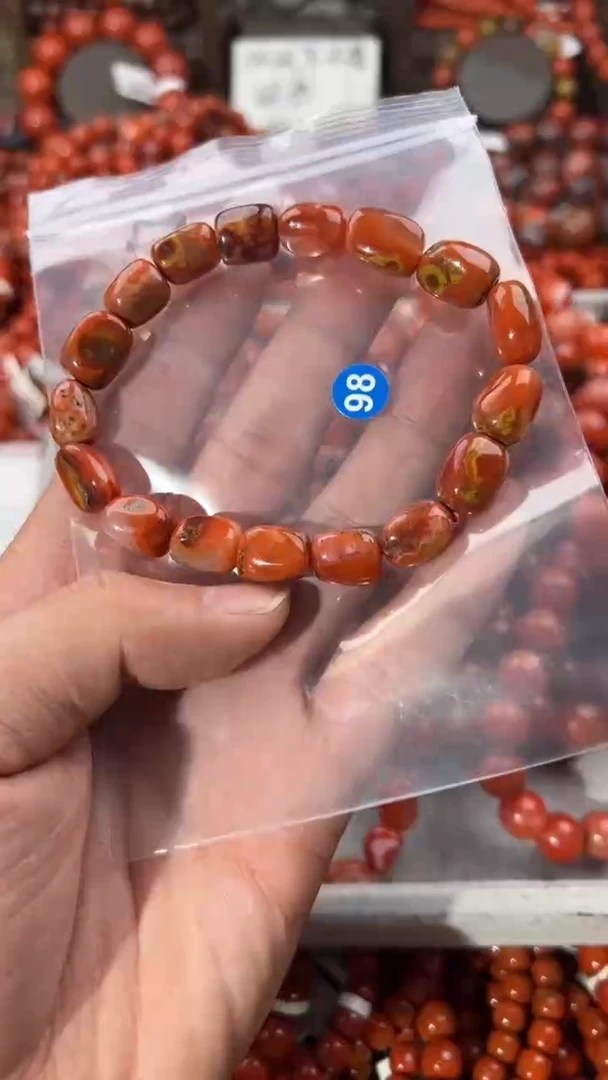 南红玛瑙手串未镶嵌10