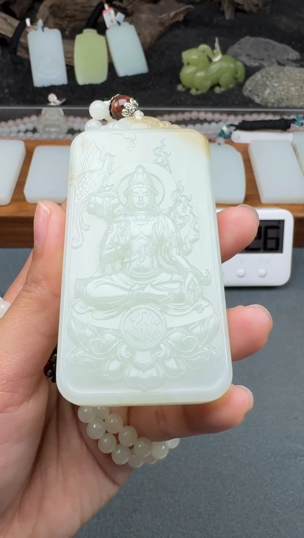 颈饰未镶嵌和田玉1