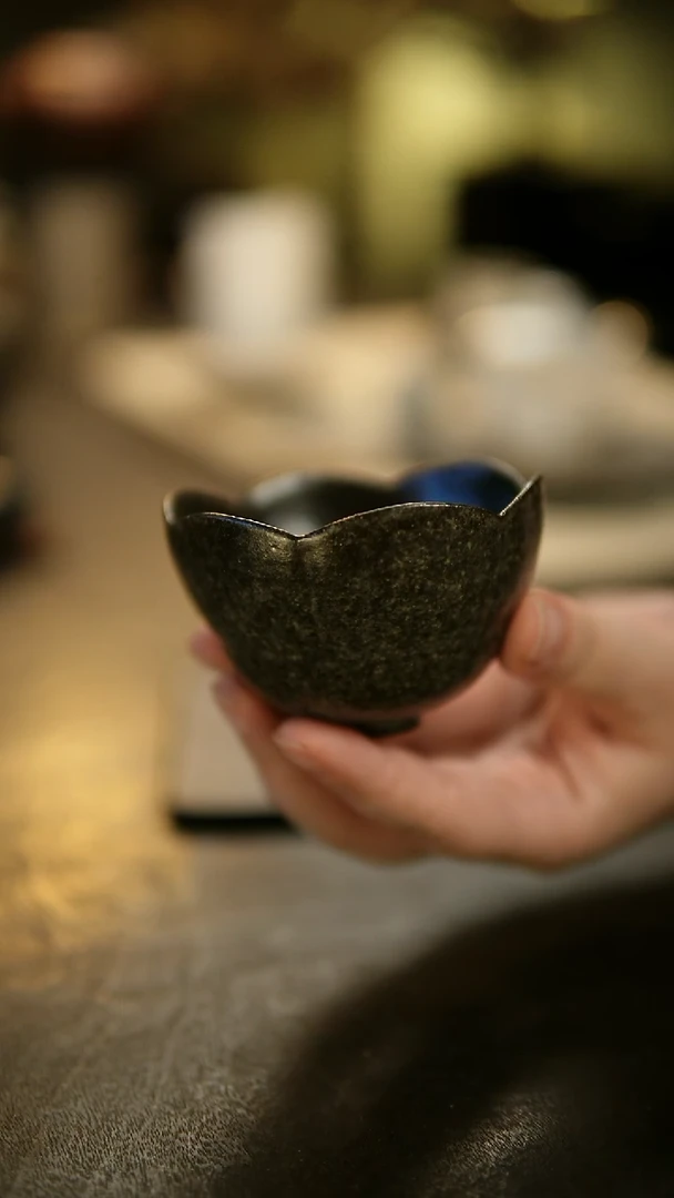阿眠       云龙手作陶泥花口杯黑