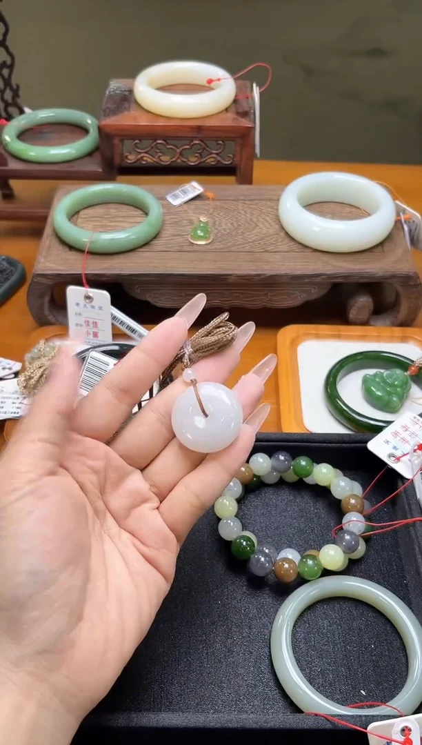 吊坠(不含链)未镶嵌和田玉新疆黑山 平安扣 多样性发一