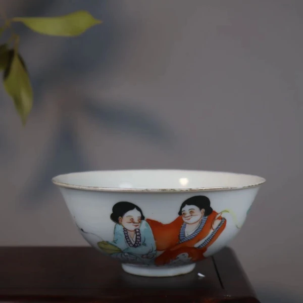 40:民国粉彩和合二仙图碗