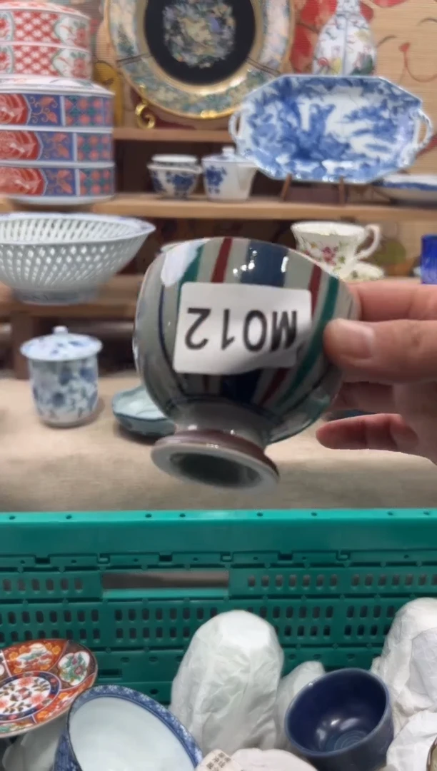 瓷片蒲****英瓷片------M012