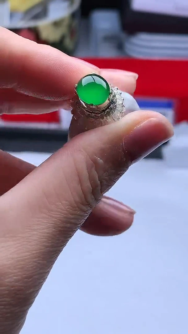 散珠翡翠缅甸A货+证书