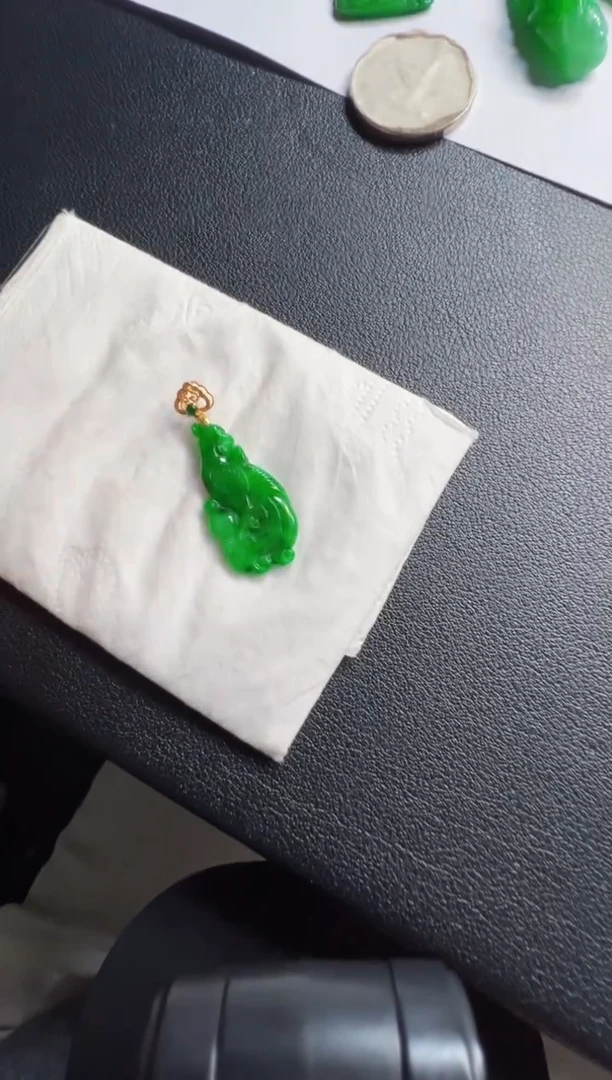 吊坠(不含链)18K金镶嵌翡翠1980