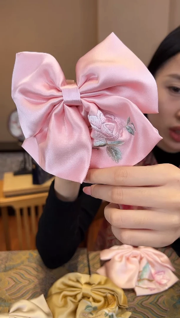 刺绣 苏绣桑蚕丝手工绣刺绣发圈