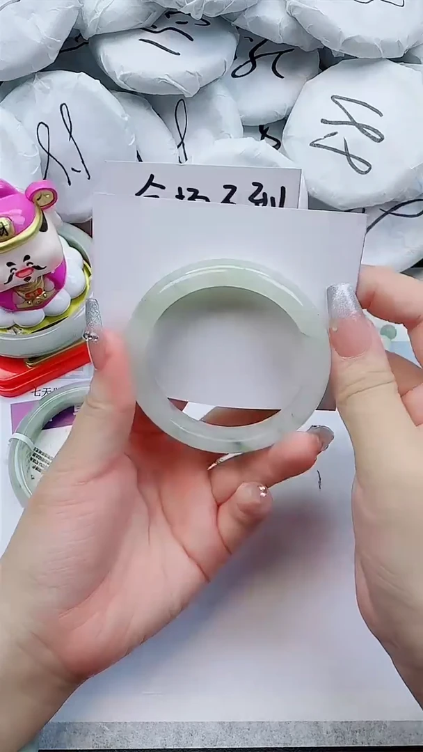 石英质玉手镯未镶嵌10-54.8