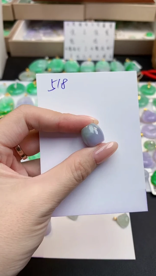 颈饰未镶嵌翡翠天然缅甸A货翡翠