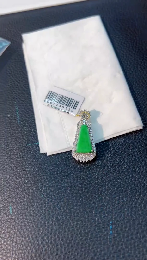 颈饰未镶嵌翡翠 缅料A货/支持复检/一件