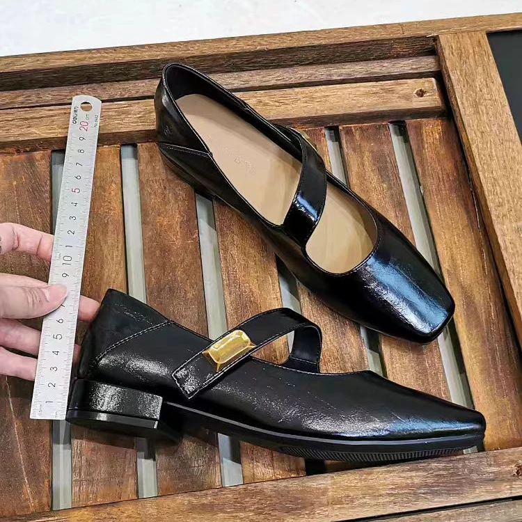 D500   新款法式气质百搭时尚粗跟单鞋