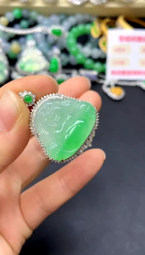 颈饰18K金镶嵌翡翠413-中国好珍宝