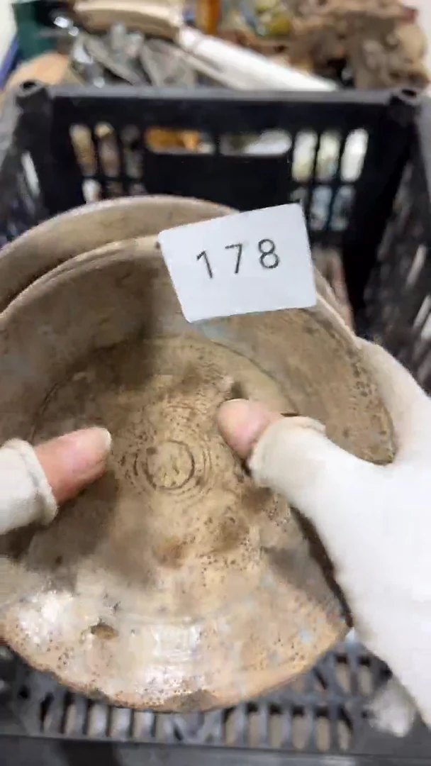 陶瓷F****）工艺品0916178