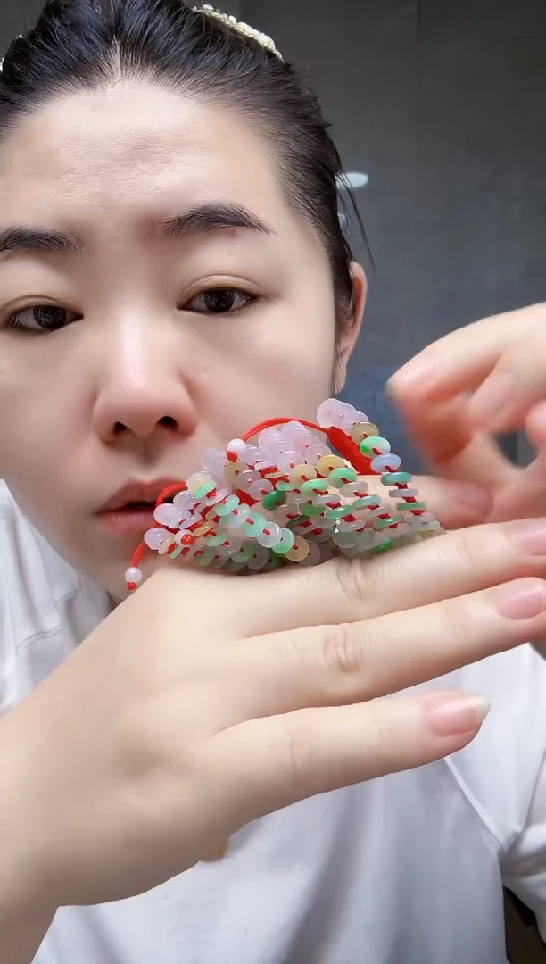 颈饰未镶嵌翡翠翡翠平安扣手绳红色多样性发货