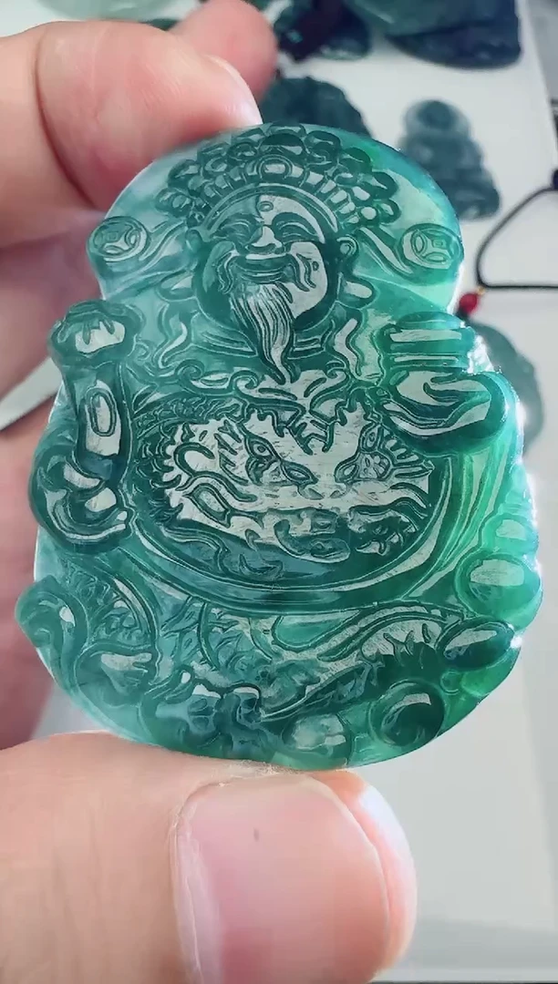 【闪购商品】翡翠吊坠(不含链)未镶嵌多样性随机发其一