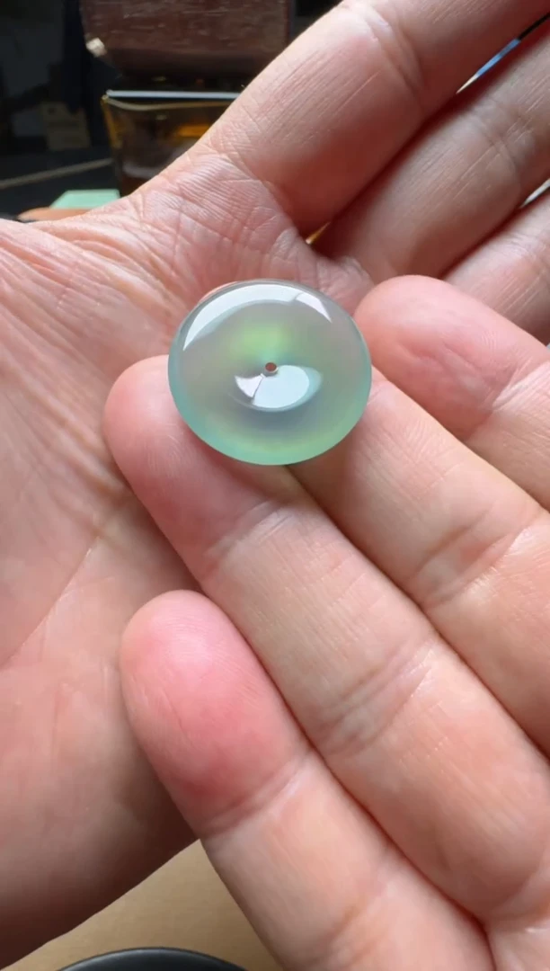 【闪购商品】定制翡翠18K金镶嵌扣子