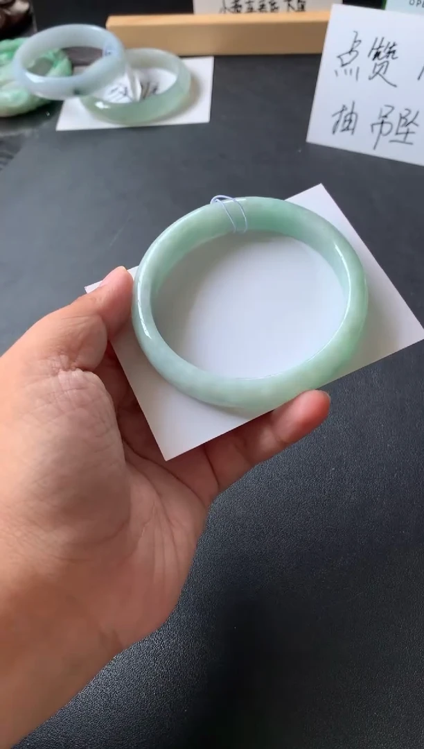 未镶嵌手镯翡翠30号62.9*12.9*7.2