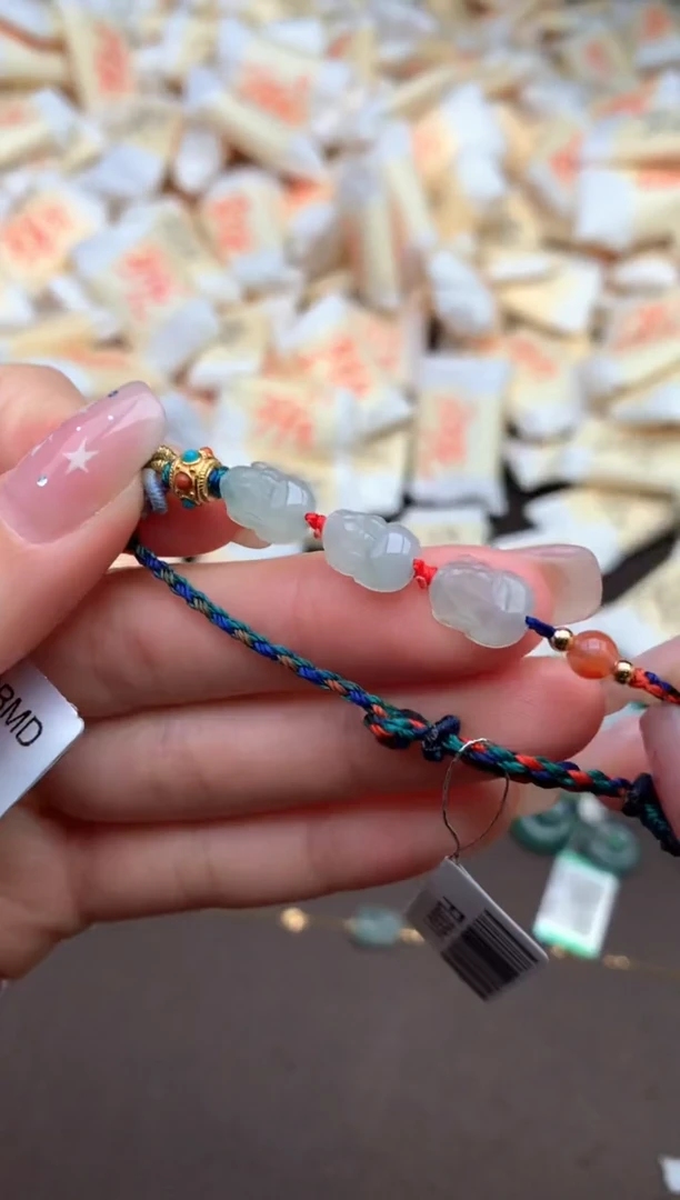 【闪购商品】翡翠手绳未镶嵌 —