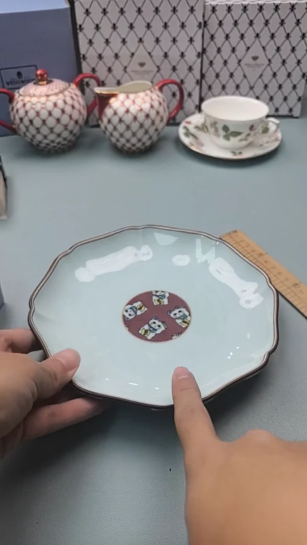 瓷片全场一折一件不留。