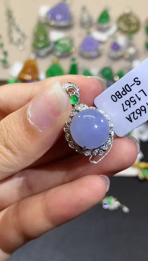 翡翠18K金镶嵌吊坠(不含链)L1567多样性发其一