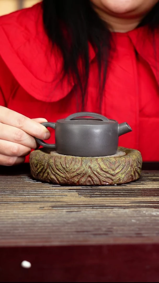 宜兴原矿紫砂壶茶壶宜兴原矿紫砂壶茶壶150C