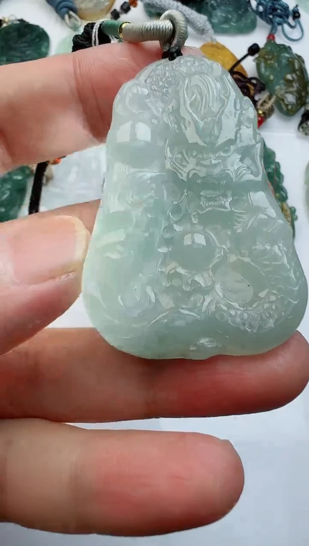 【闪购商品】翡翠颈饰未镶嵌111111111111