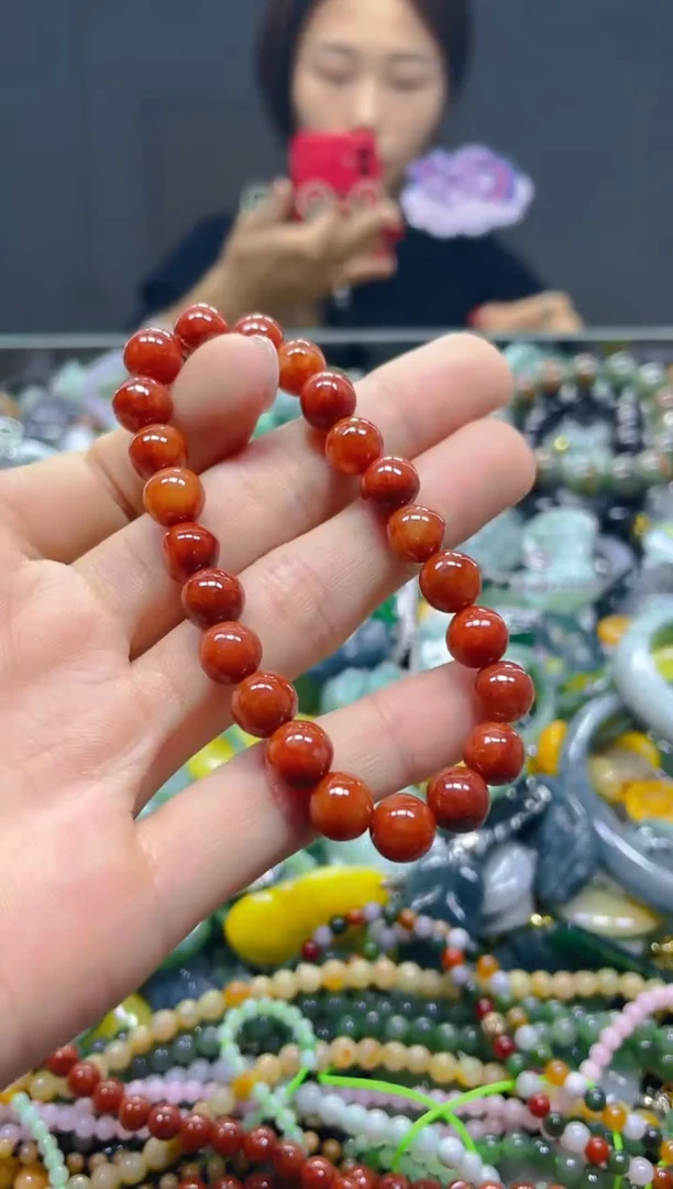 颈饰未镶嵌翡翠8MM/L/翡翠A货，一件也是批发价