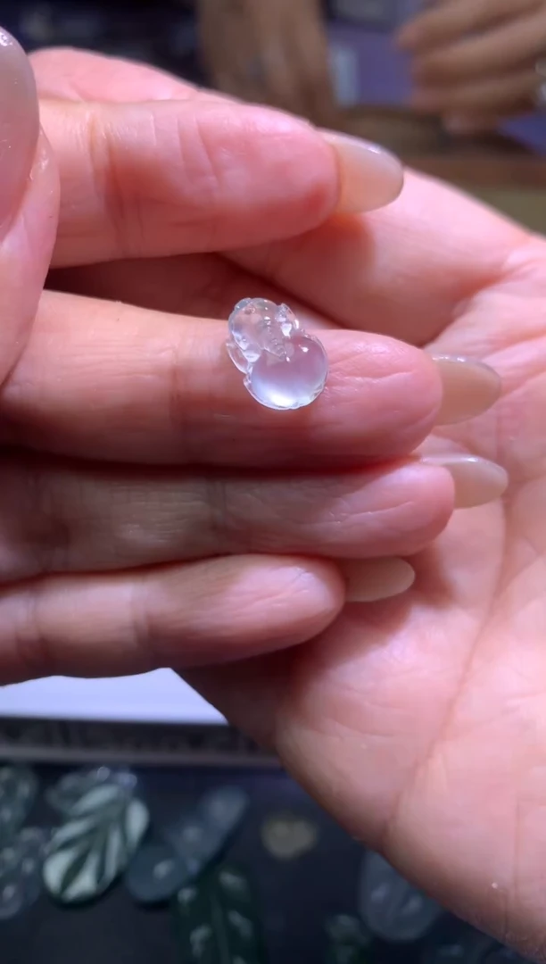 【闪购商品】定制翡翠未镶嵌毛货