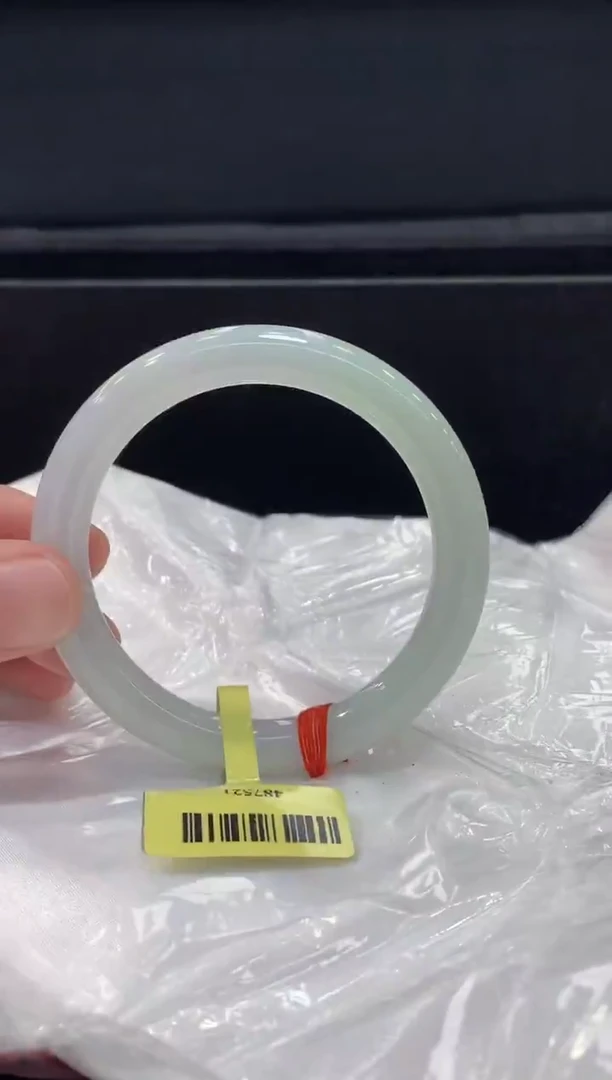 未镶嵌手镯翡翠翡翠手镯