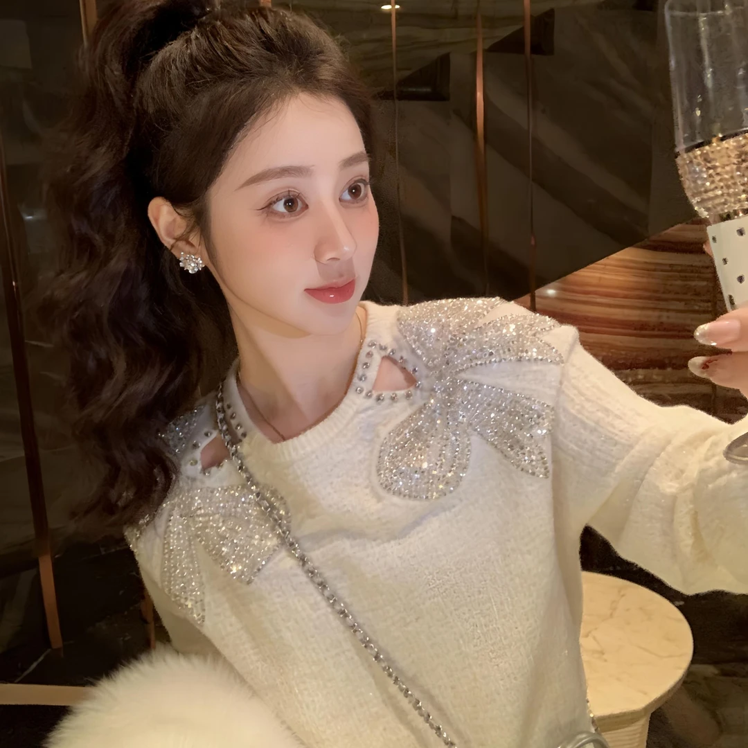 2026小香风镂空蝴蝶结设计针织衫新款宽松轻奢气质上衣