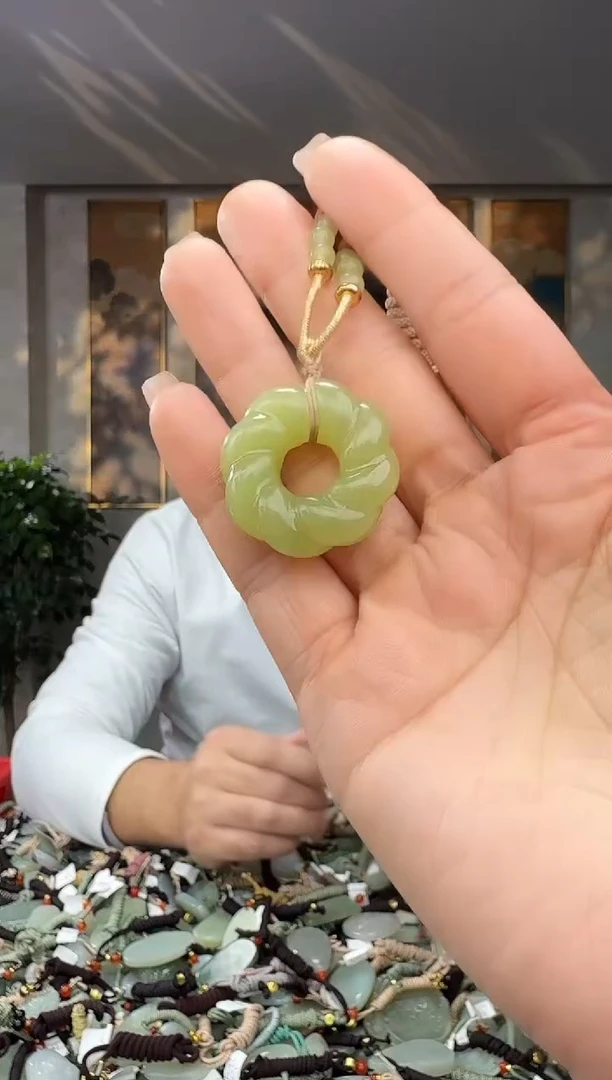 颈饰未镶嵌和田玉拍一发一多样性发货