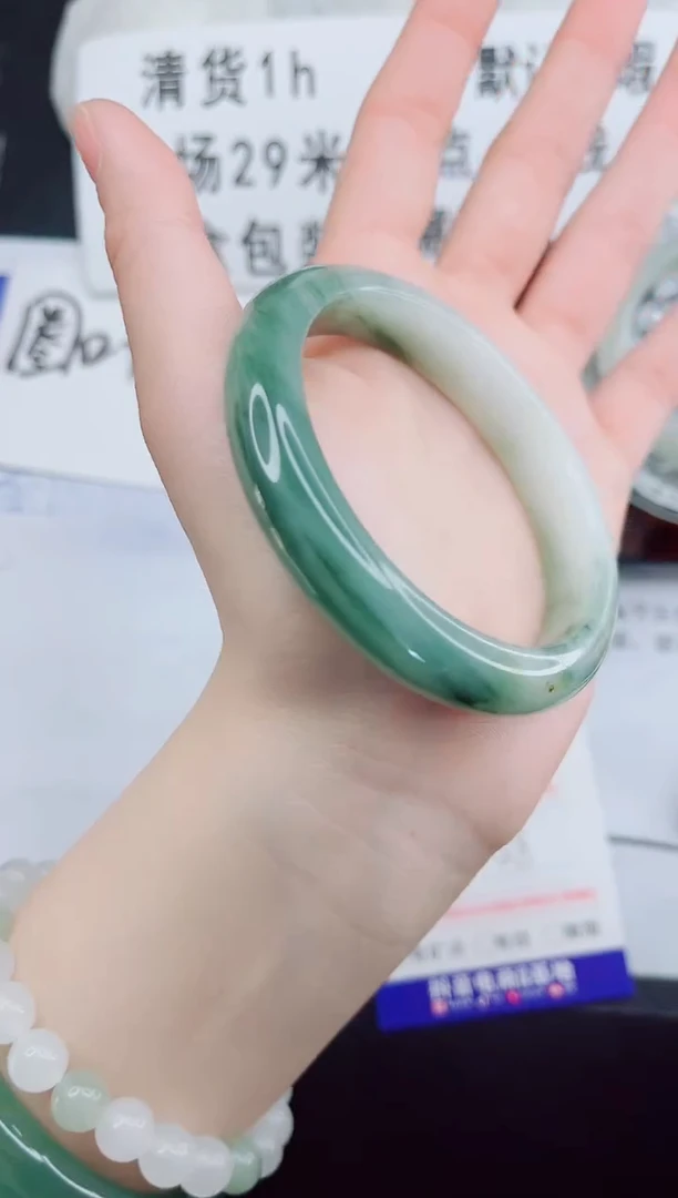 未镶嵌手镯石英质玉63-57