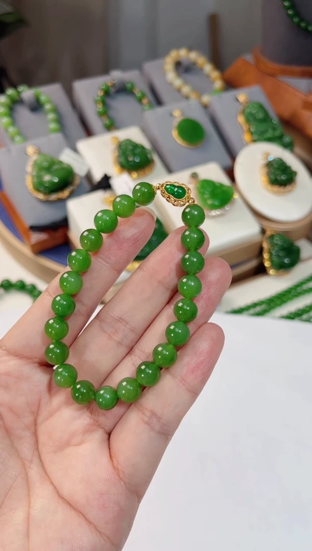 18K金镶嵌手串和田玉8mm