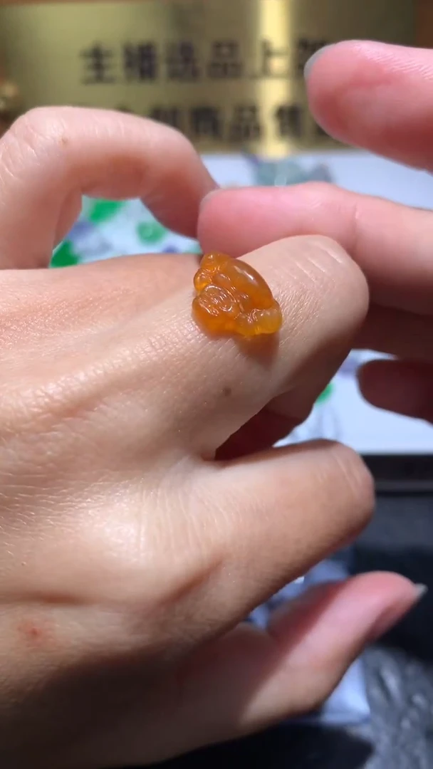 未镶嵌定制翡翠毛货