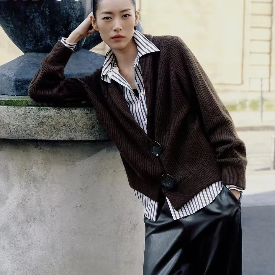 251009【多斯订单】新品咖啡色毛织衫小夹克外套微收腰贝壳扣