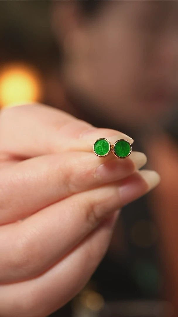 银S925镶嵌翡翠耳钉925银翡翠耳钉多样性发货