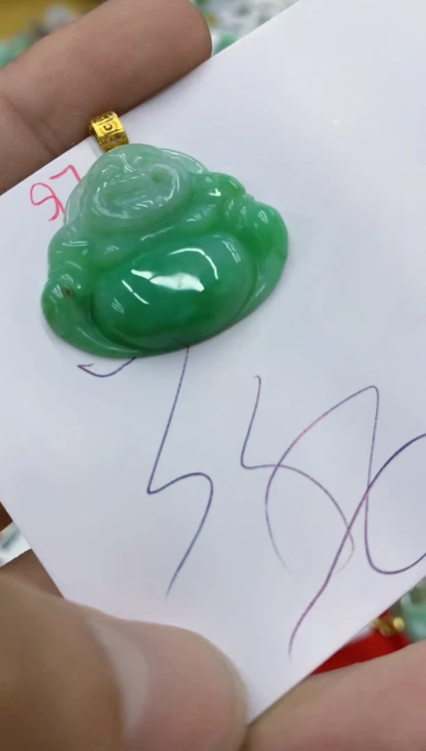 翡翠18K金镶嵌颈饰1111111111