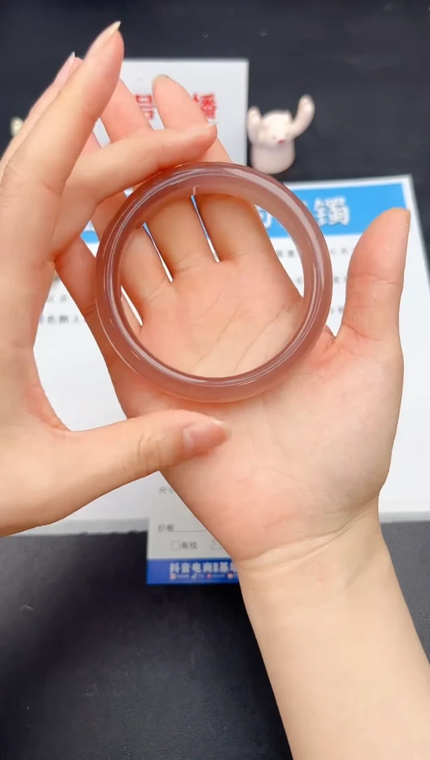 石英质玉手镯未镶嵌118