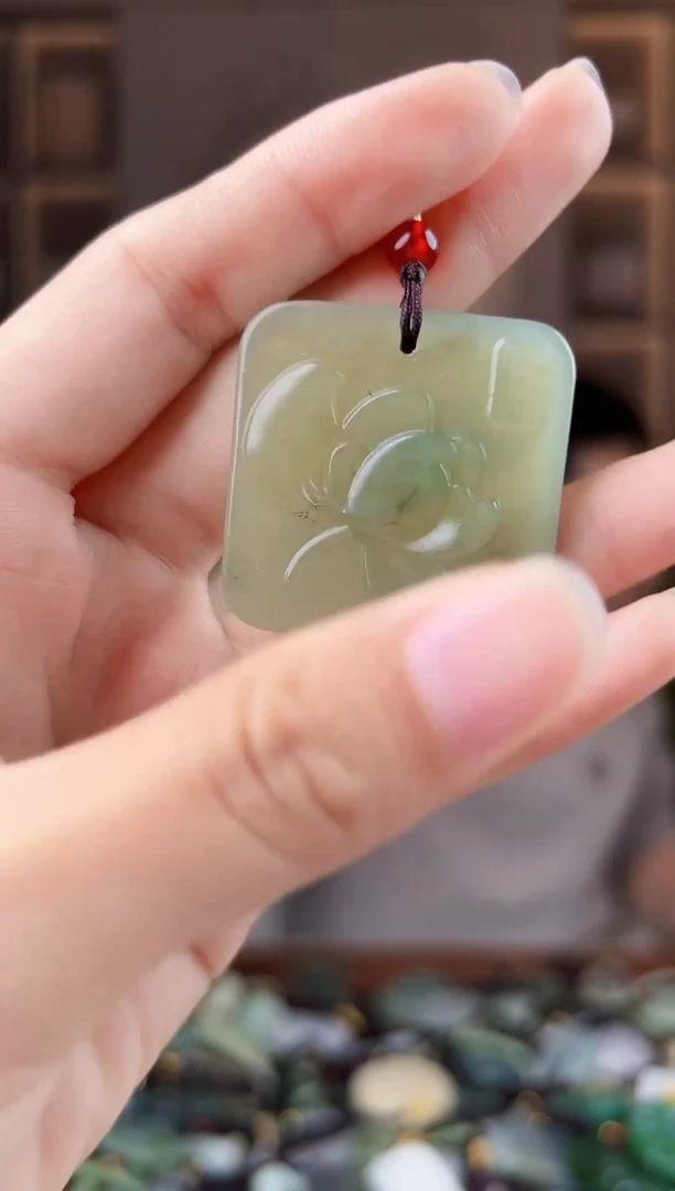 未镶嵌和田玉挂件拍一发一，多样性发货