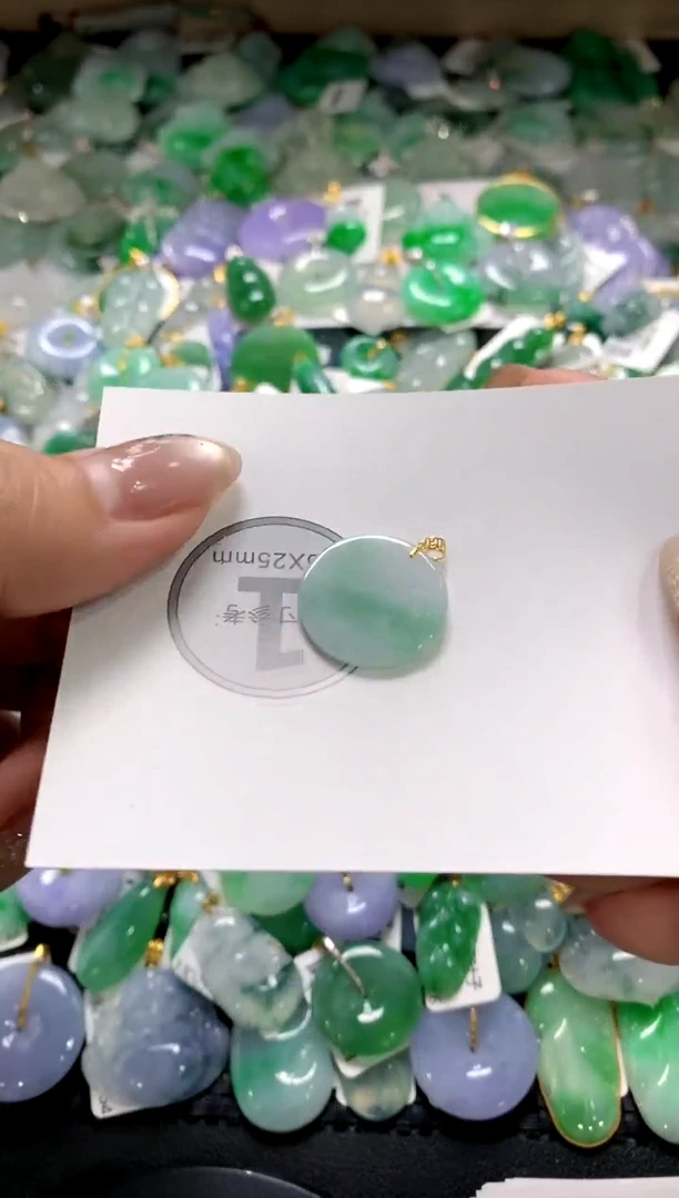 颈饰未镶嵌翡翠1111111111111111