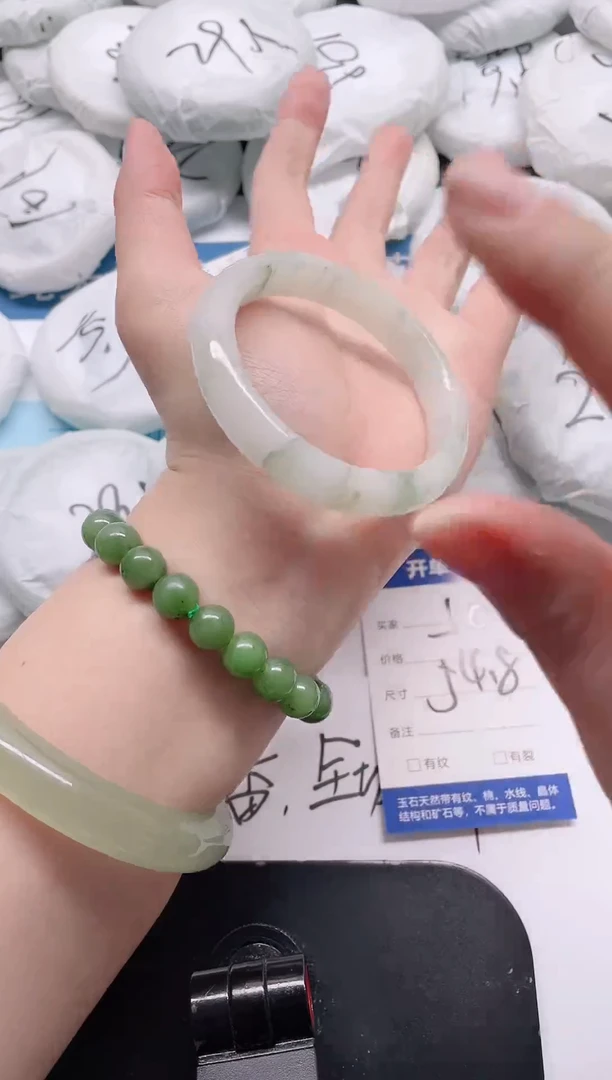 未镶嵌手镯石英质玉50-54