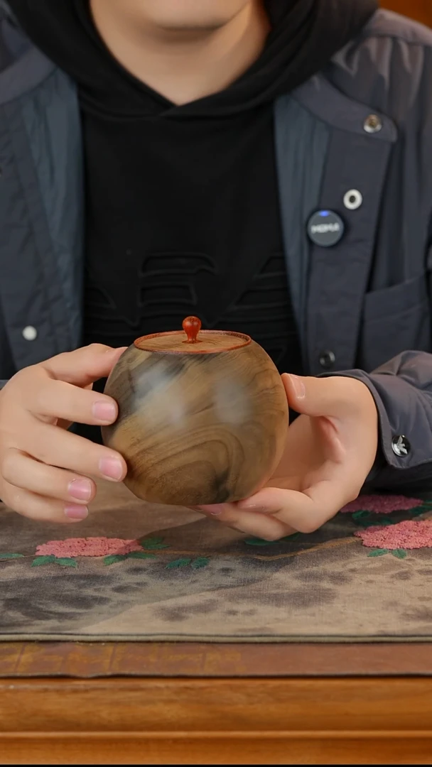 金丝楠乌木整挖茶叶罐