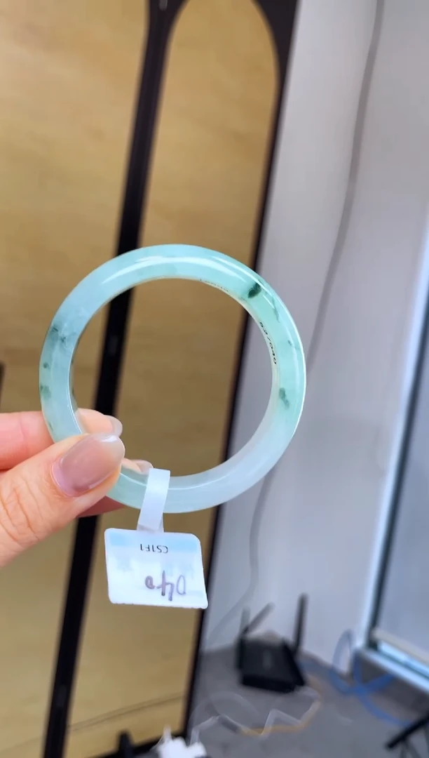 未镶嵌手镯翡翠退货标签需完好-040