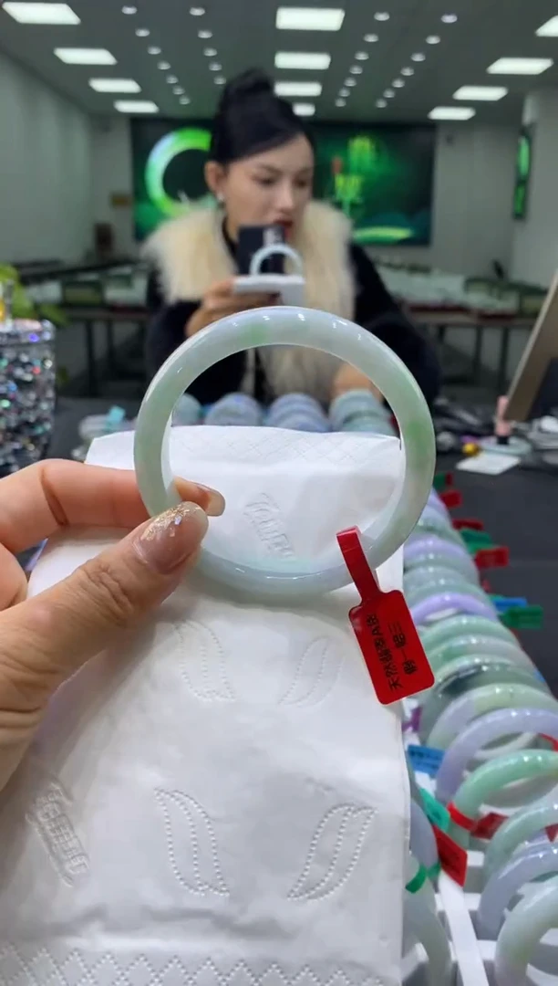 未镶嵌手镯翡翠00003755