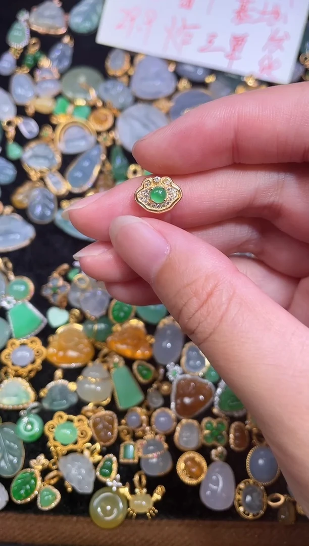 吊坠(不含链)银S925镶嵌翡翠天然翡翠A货