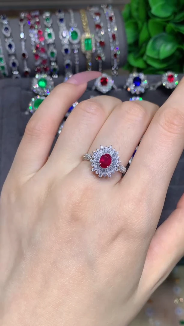 18K金镶嵌戒指红宝石1.04CT