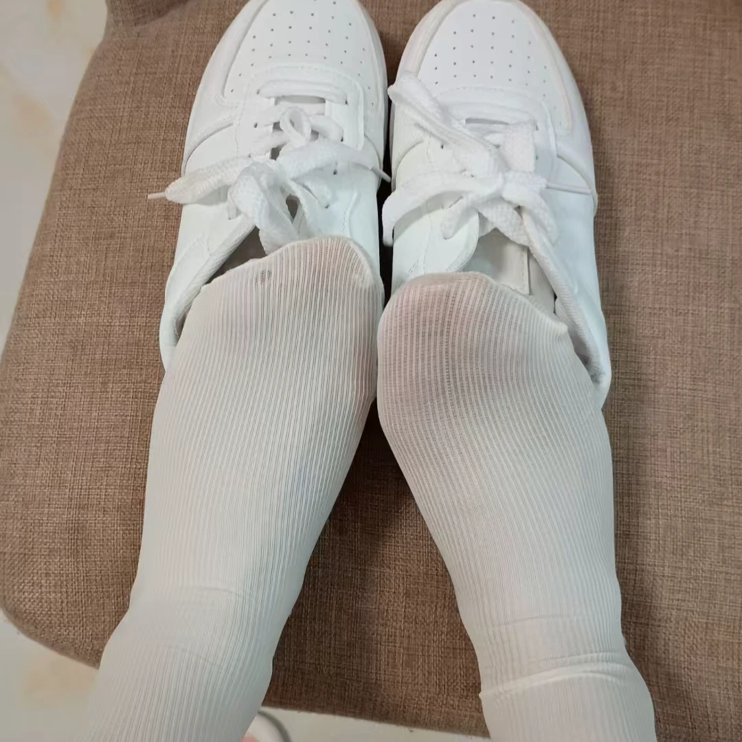 （小鱼专属）纯色春季透气吸汗防臭中筒袜植绒轻职风防汗秋季