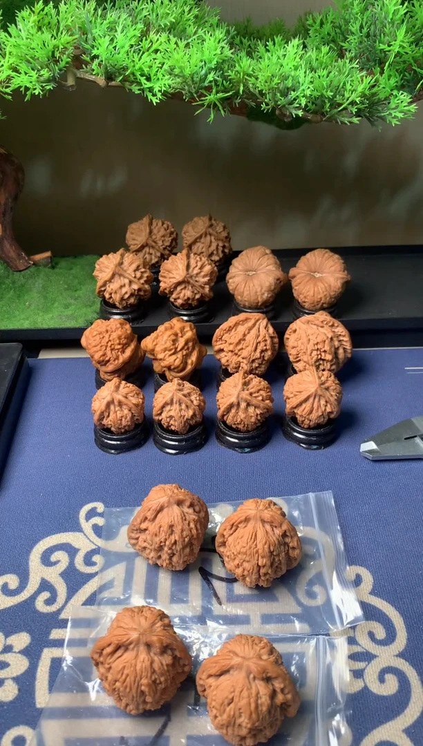 【闪购商品】文玩核桃吊坠42赵喜满南疆石
